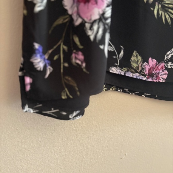 Reitmans Black Floral Print Spaghetti Strap Double Lined Blouse - Size 2X - Picture 10 of 14